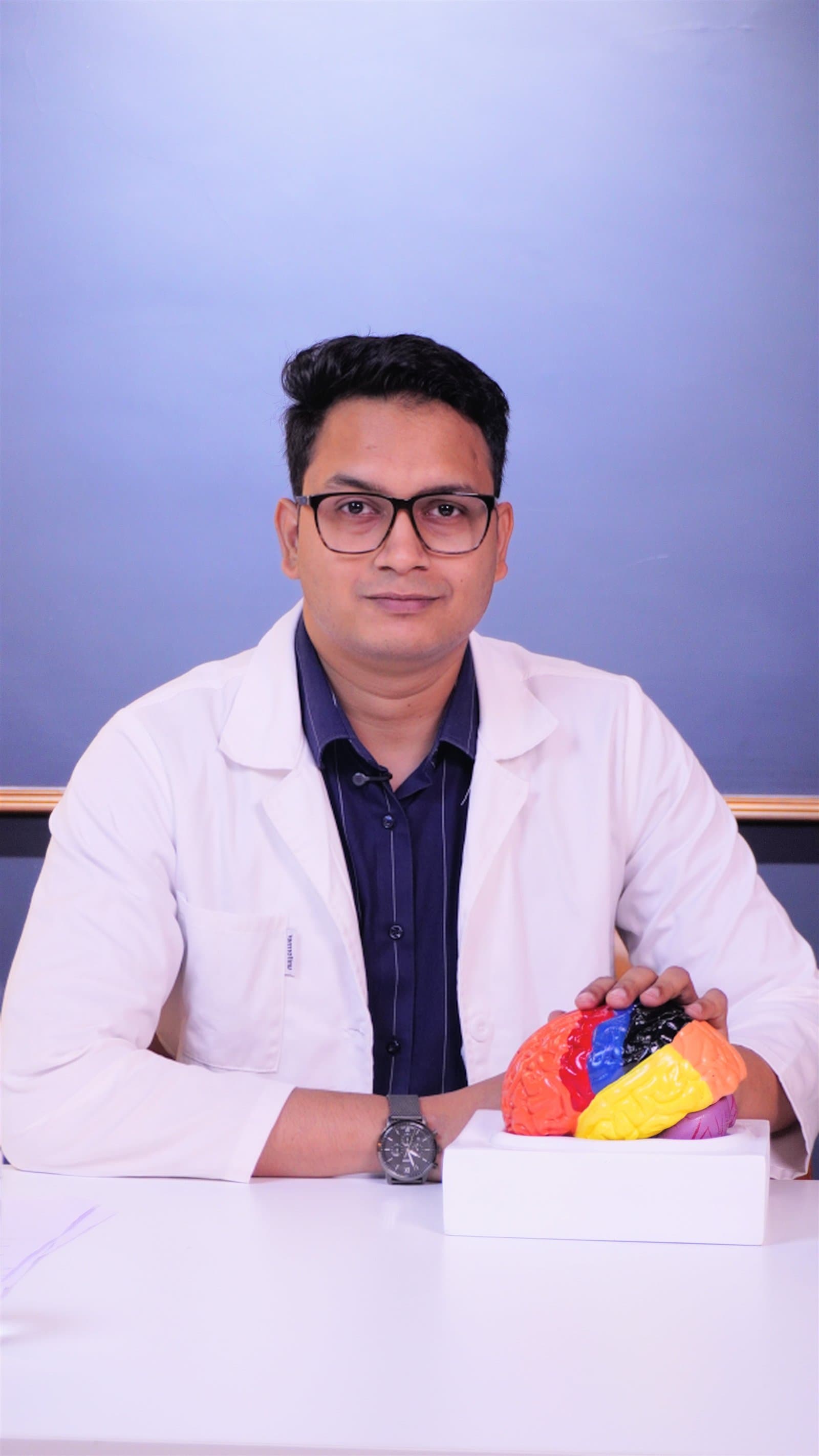 Dr. Abhijeet Holambe in his clinic in Malad West, Mumbai